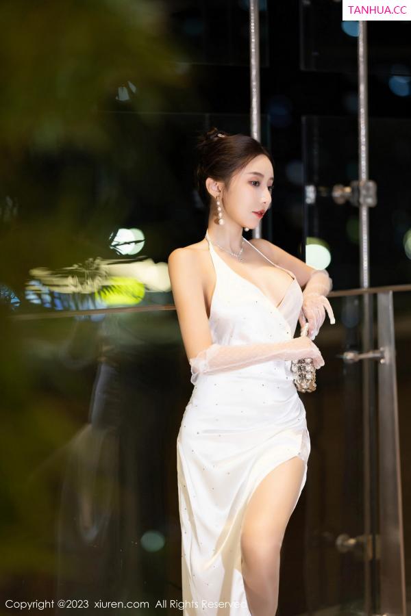 王馨瑶  [XiuRen]高清写真图 2023.08.18 No.7256 王馨瑶yanni 安吉旅拍第3张图片